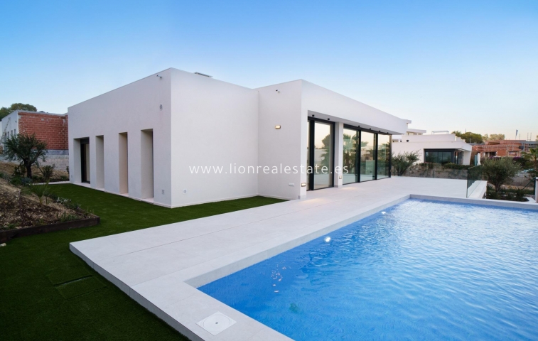 Obra nueva - Villa - Orihuela Costa - Las Colinas Golf