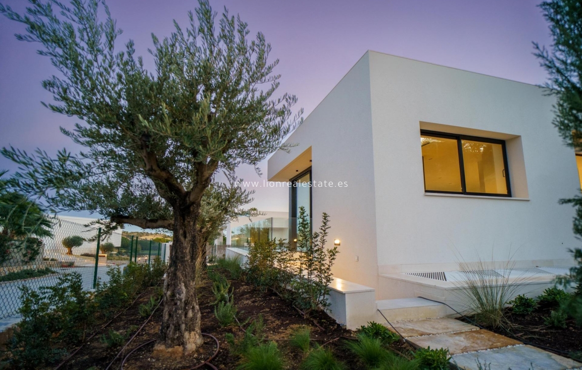 Obra nueva - Villa - Orihuela Costa - Las Colinas Golf