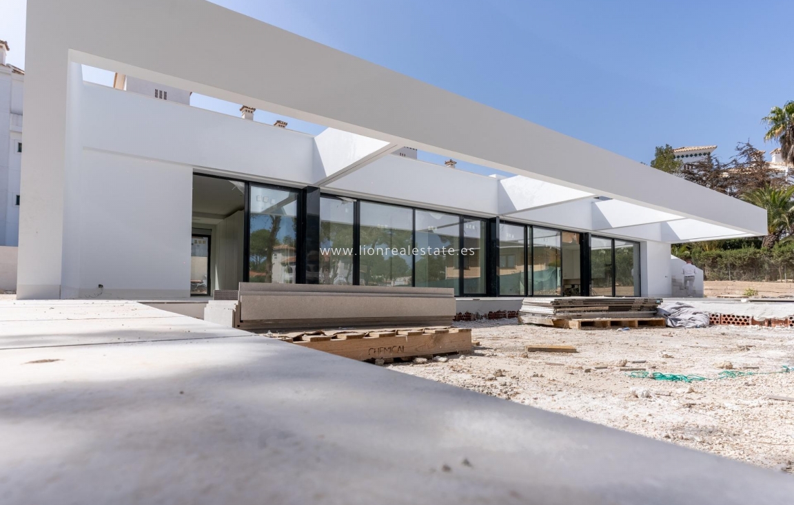 Obra nueva - Villa - Orihuela Costa - Las Filipinas