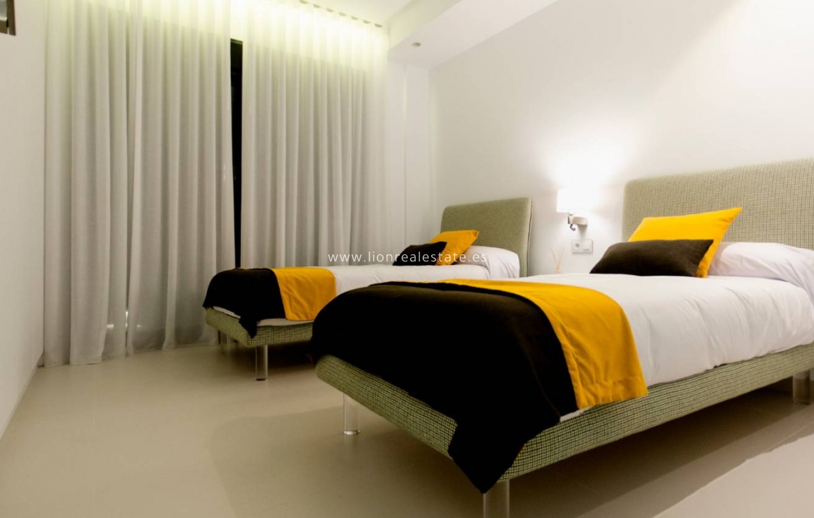 Obra nueva - Villa - Orihuela Costa - Orihuela