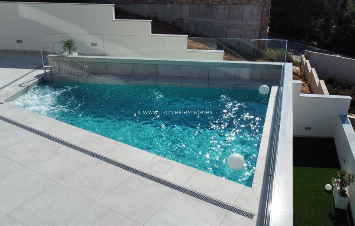 Obra nueva - Villa - Orihuela Costa - Orihuela