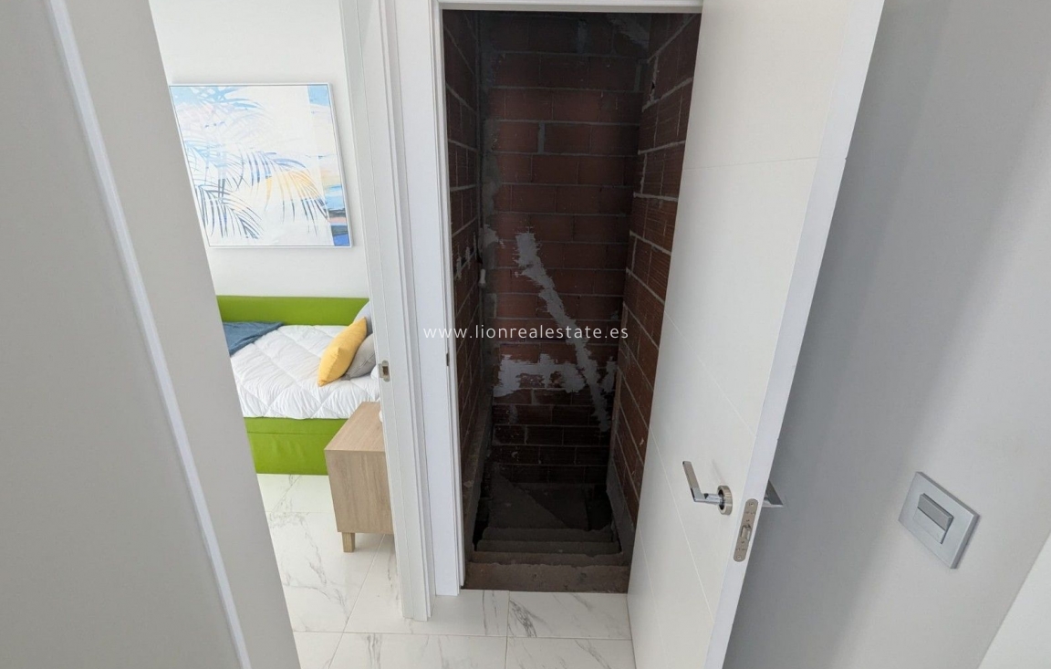 Obra nueva - Villa - Orihuela Costa - PAU 26