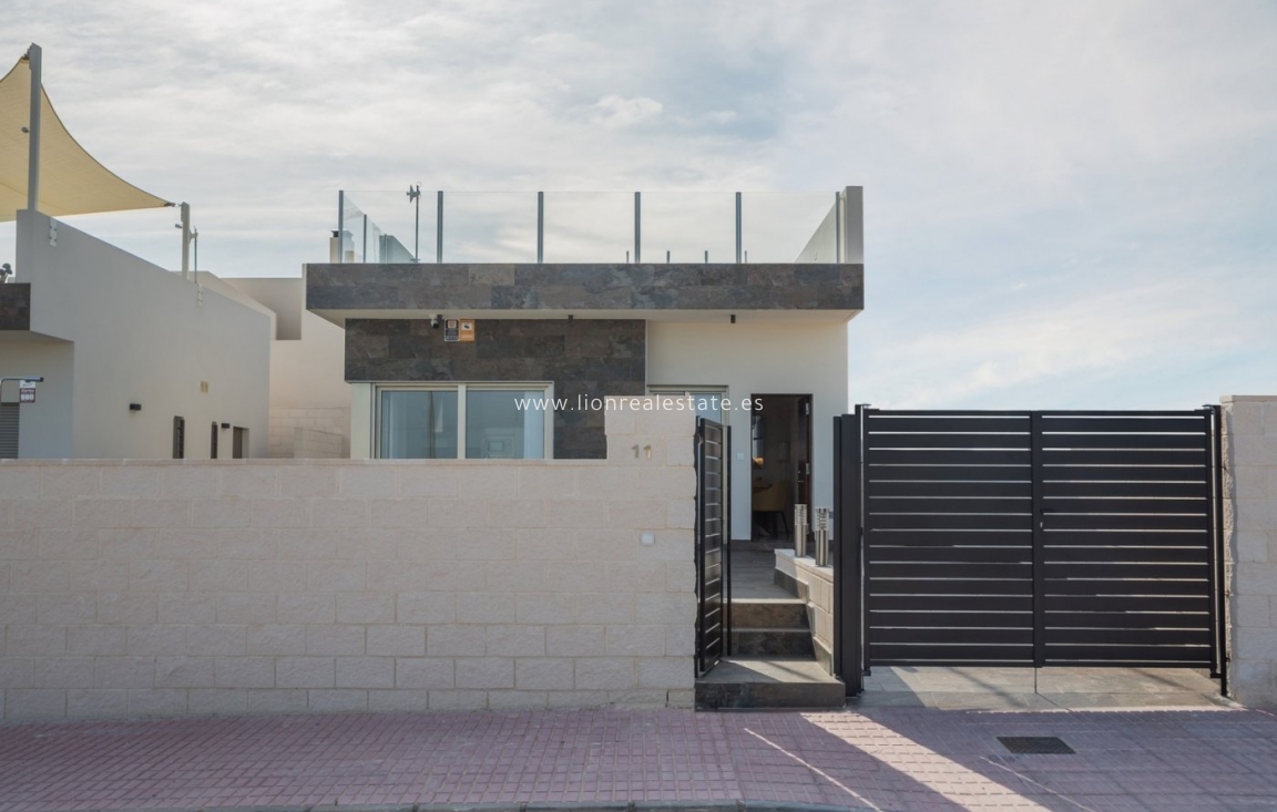 Obra nueva - Villa - Orihuela Costa - PAU 8