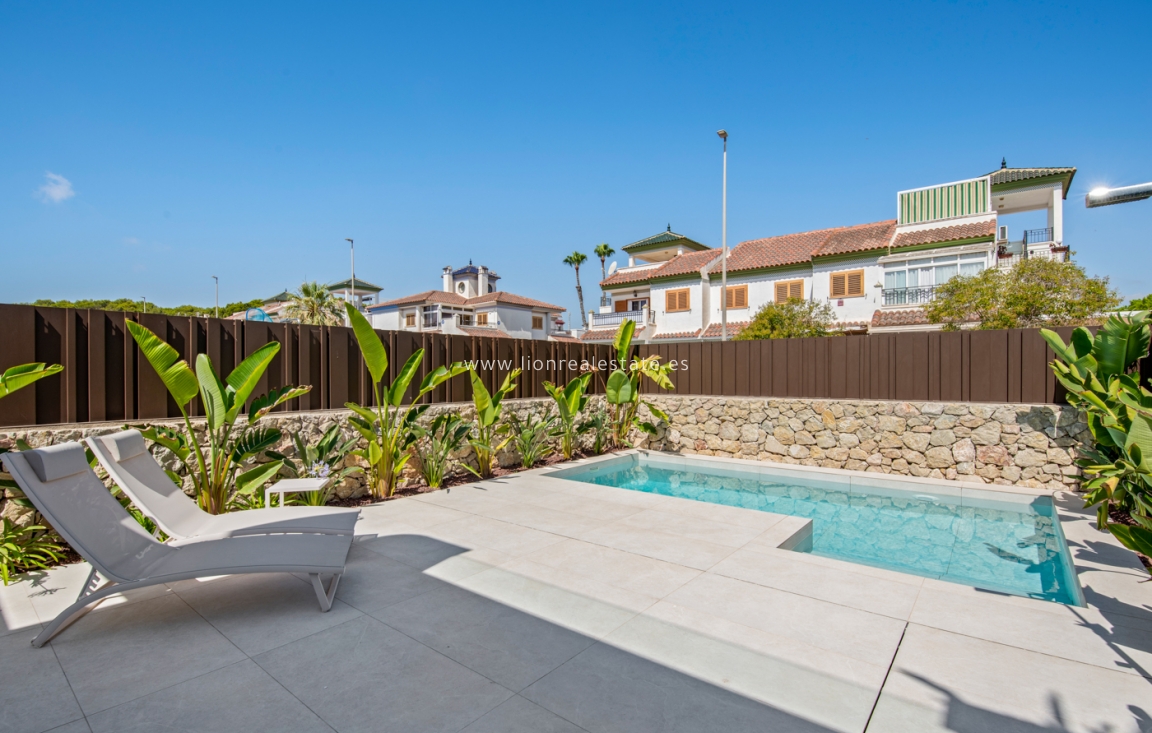 Obra nueva - Villa - Pilar de La Horadada - Pilar de la Horadada