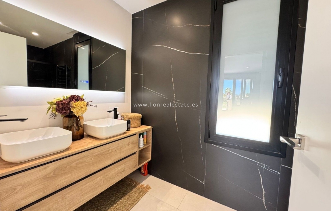 Obra nueva - Villa - Pilar de la Horadada - Pinar de Campoverde