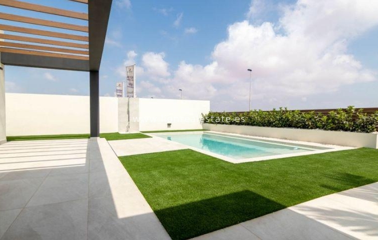 Obra nueva - Villa - Torrevieja - Los Altos