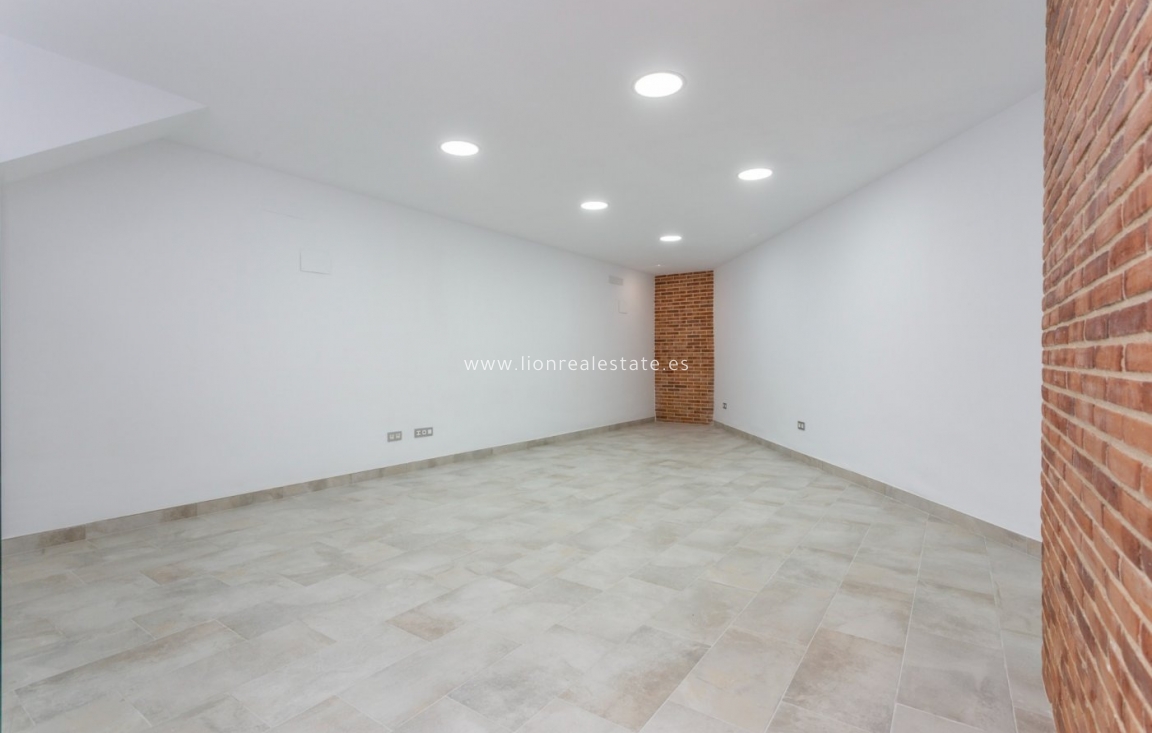 Obra nueva - Villa - Torrevieja - Torrejón