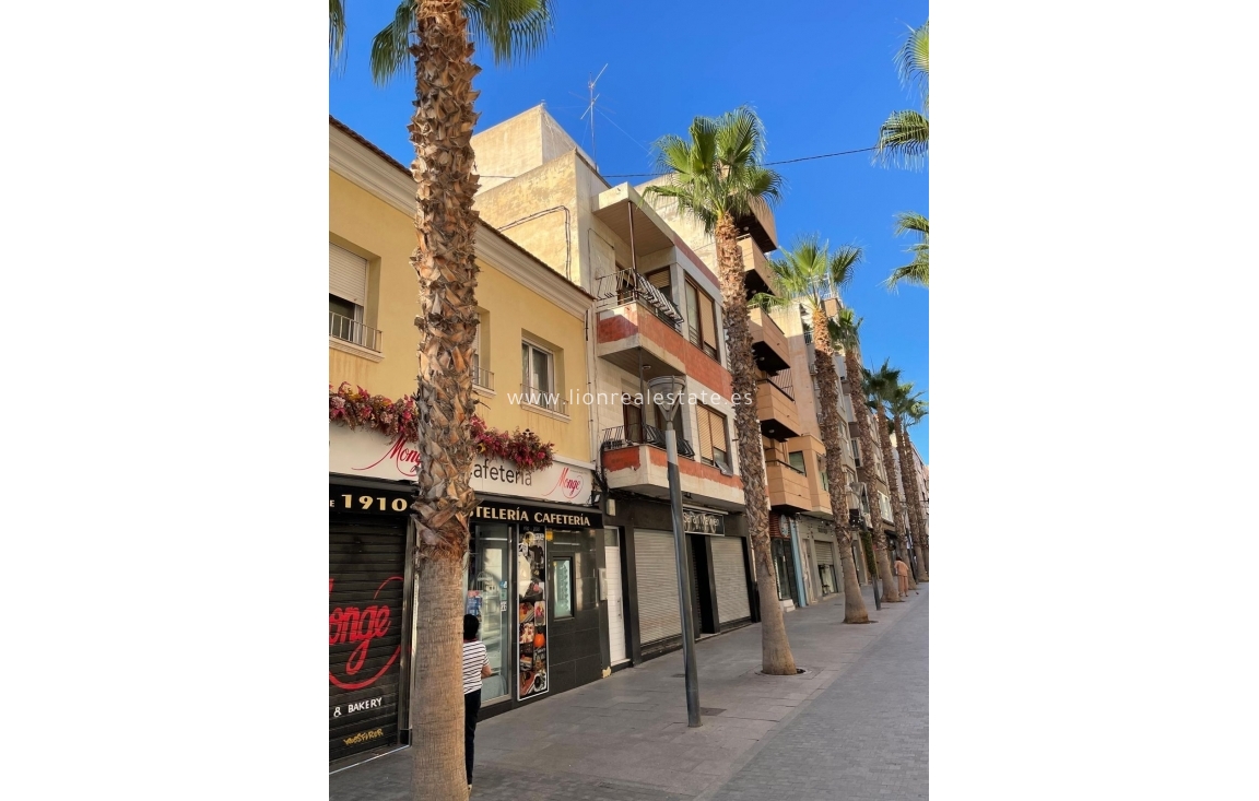 Odsprzedaż - Building - Torrevieja - torrevieja