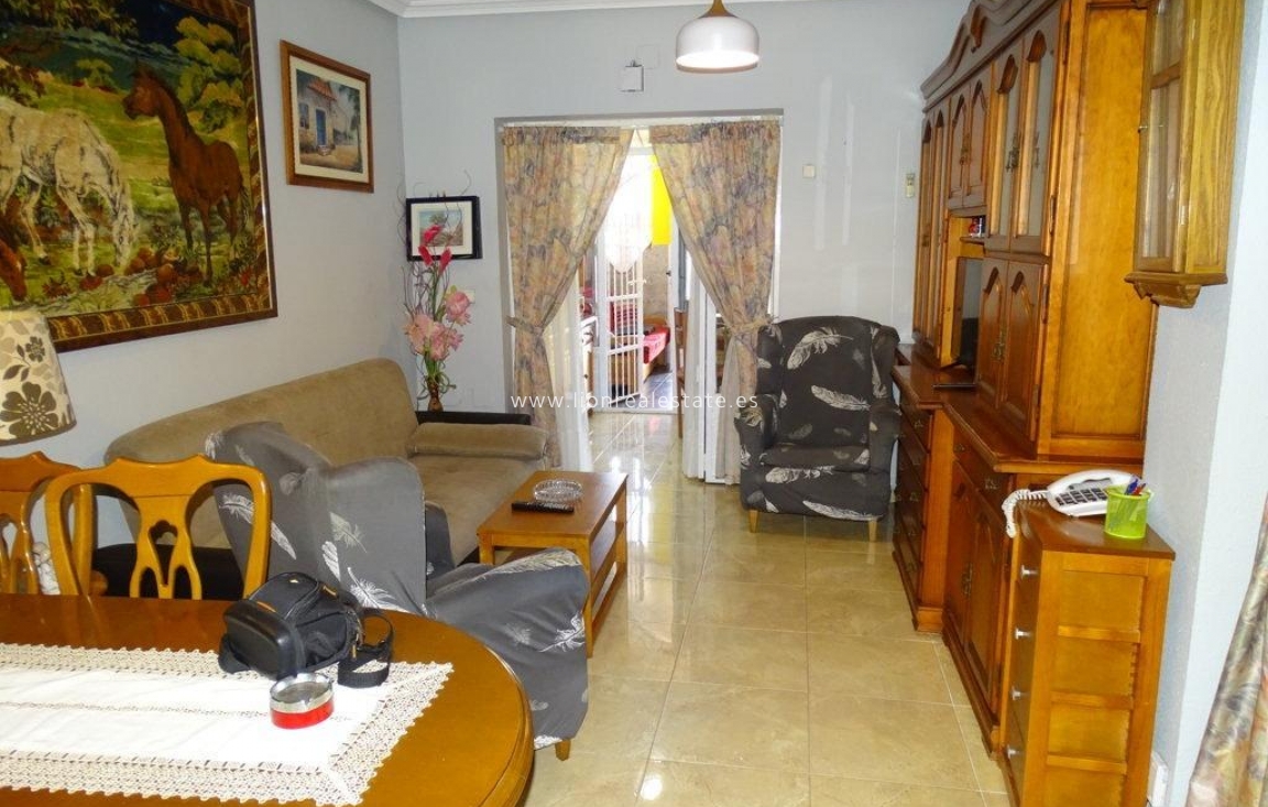 Odsprzedaż - Bungalow - Guardamar del Segura - El moncayo