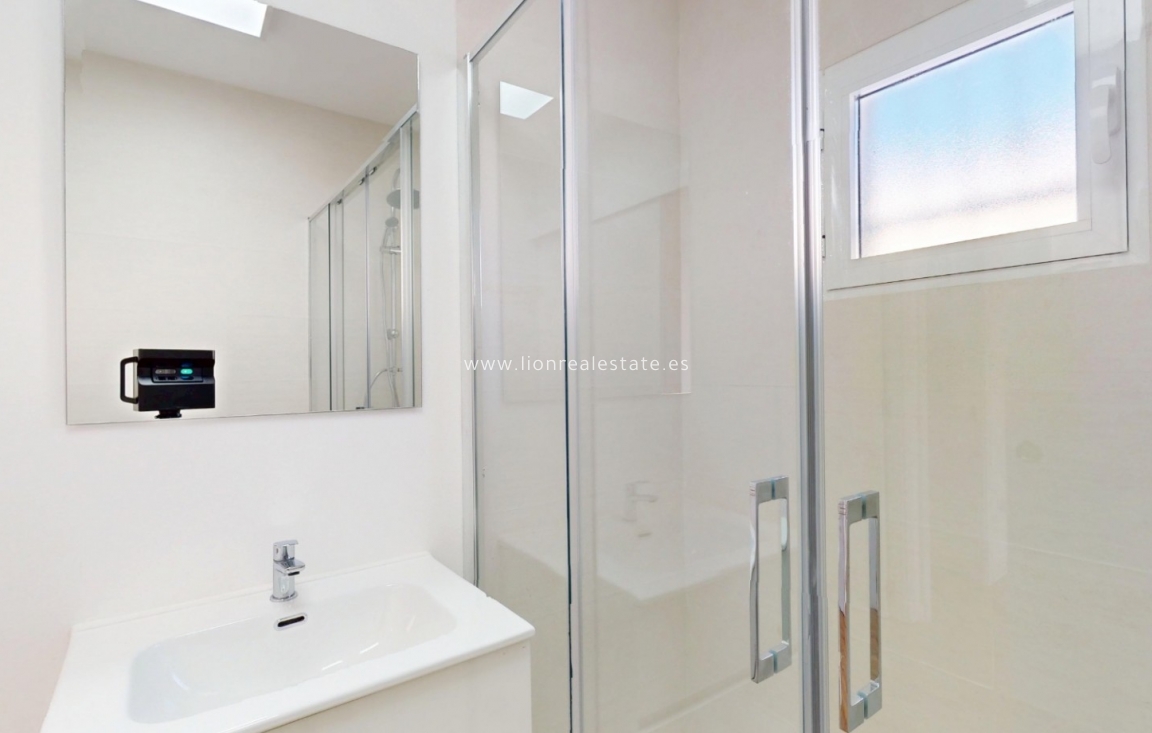 Odsprzedaż - Bungalow - Orihuela Costa - Las Filipinas