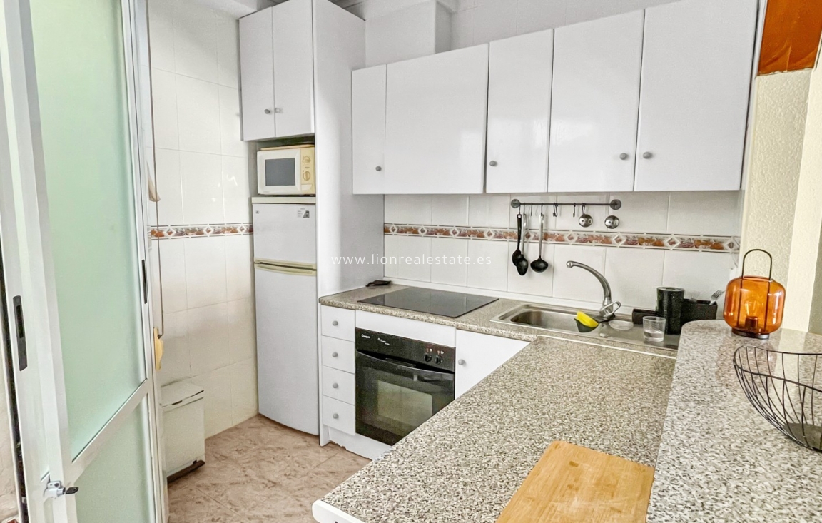 Odsprzedaż - Bungalow - Orihuela Costa - Playa Flamenca