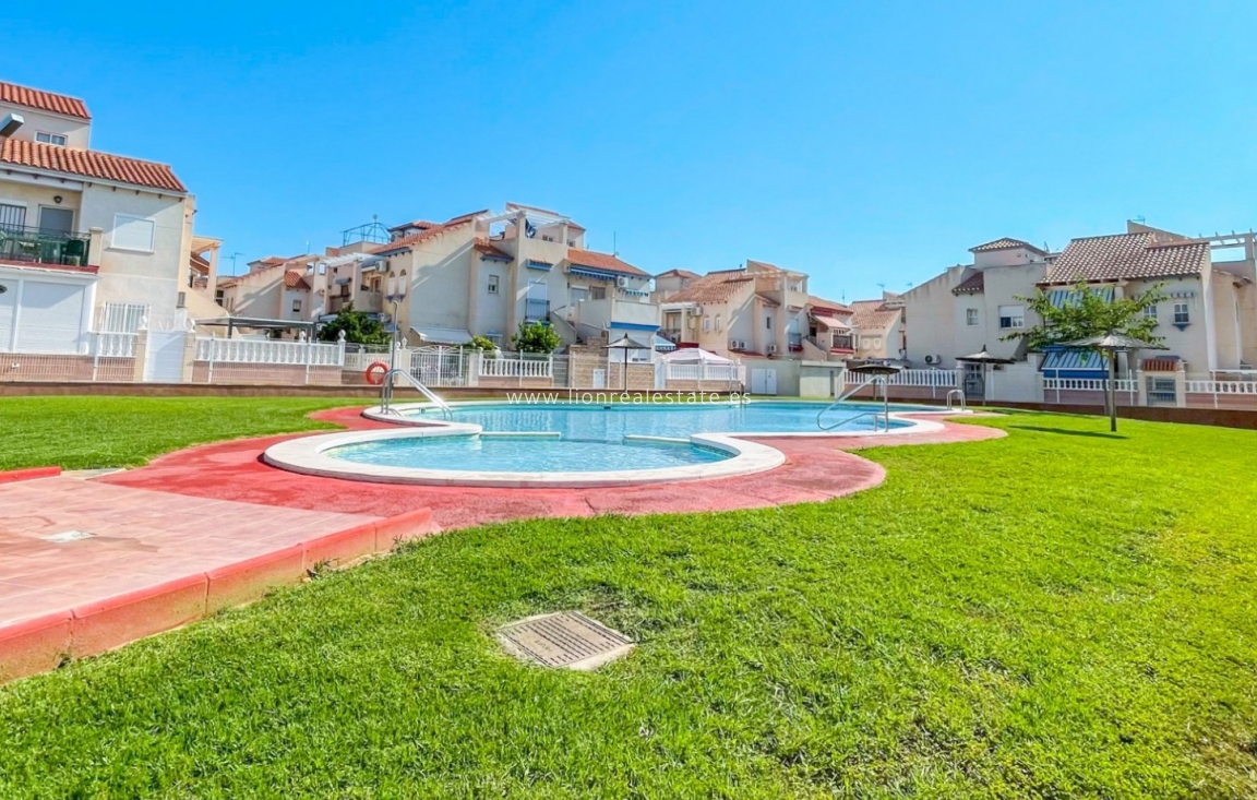 Odsprzedaż - Bungalow - Orihuela Costa - Playa Flamenca