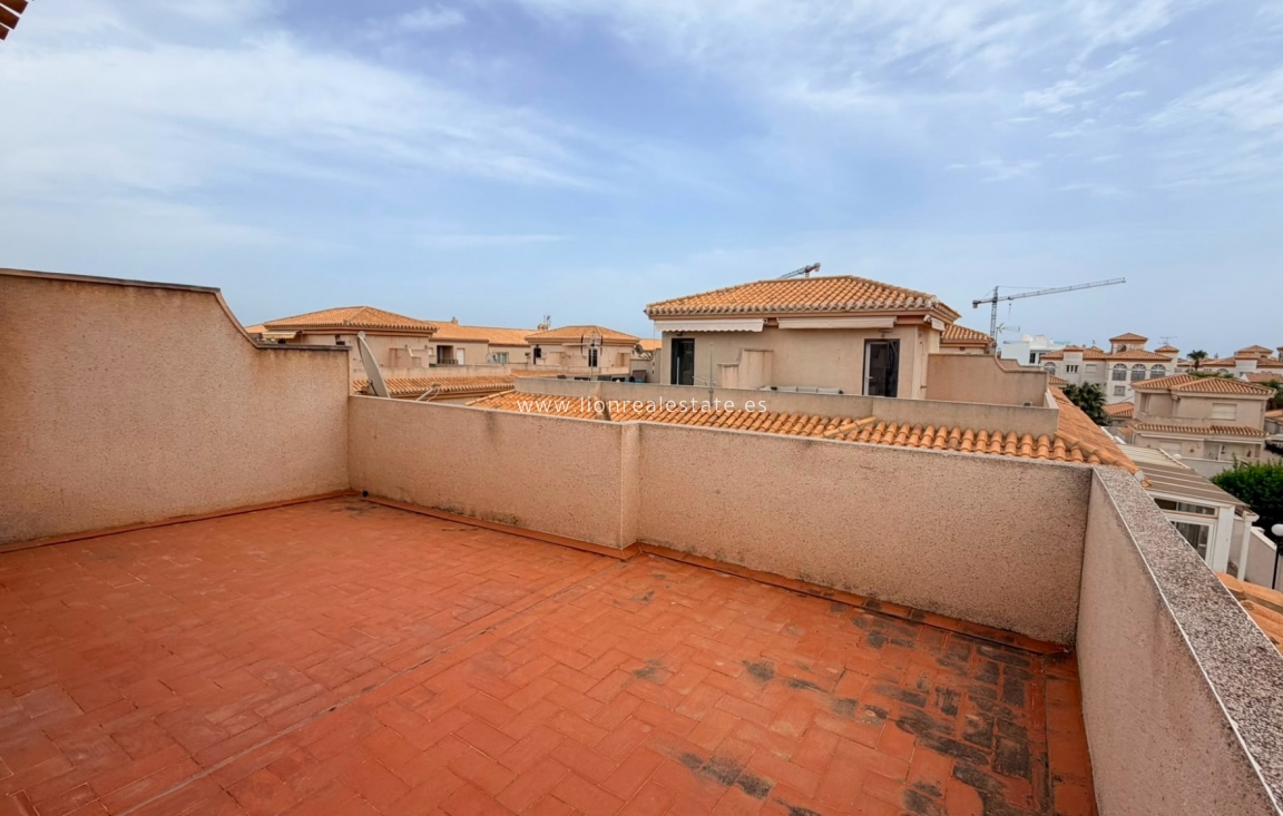 Odsprzedaż - Bungalow - Orihuela Costa - Playa Flamenca