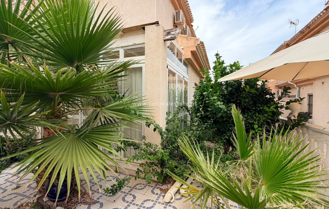 Odsprzedaż - Bungalow - Orihuela Costa - Playa Flamenca
