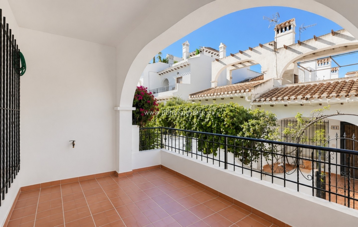 Odsprzedaż - Bungalow - Torrevieja - Nueva Torrevieja - Aguas Nuevas