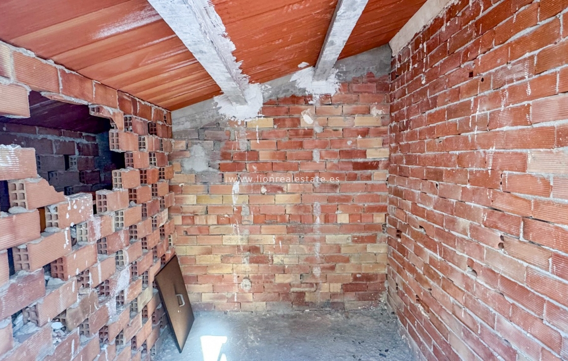 Odsprzedaż - Bungalow - Torrevieja - Nueva Torrevieja - Aguas Nuevas