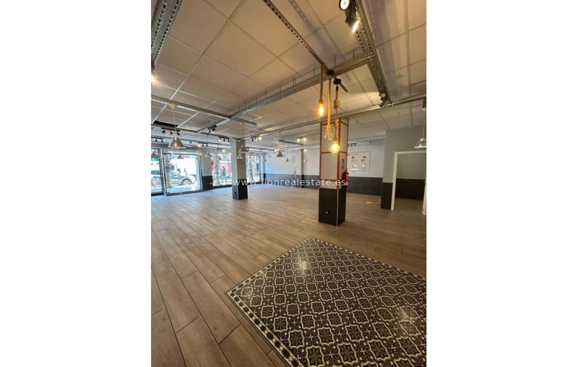 Odsprzedaż - Commercial Unit - Alicante - Alipark
