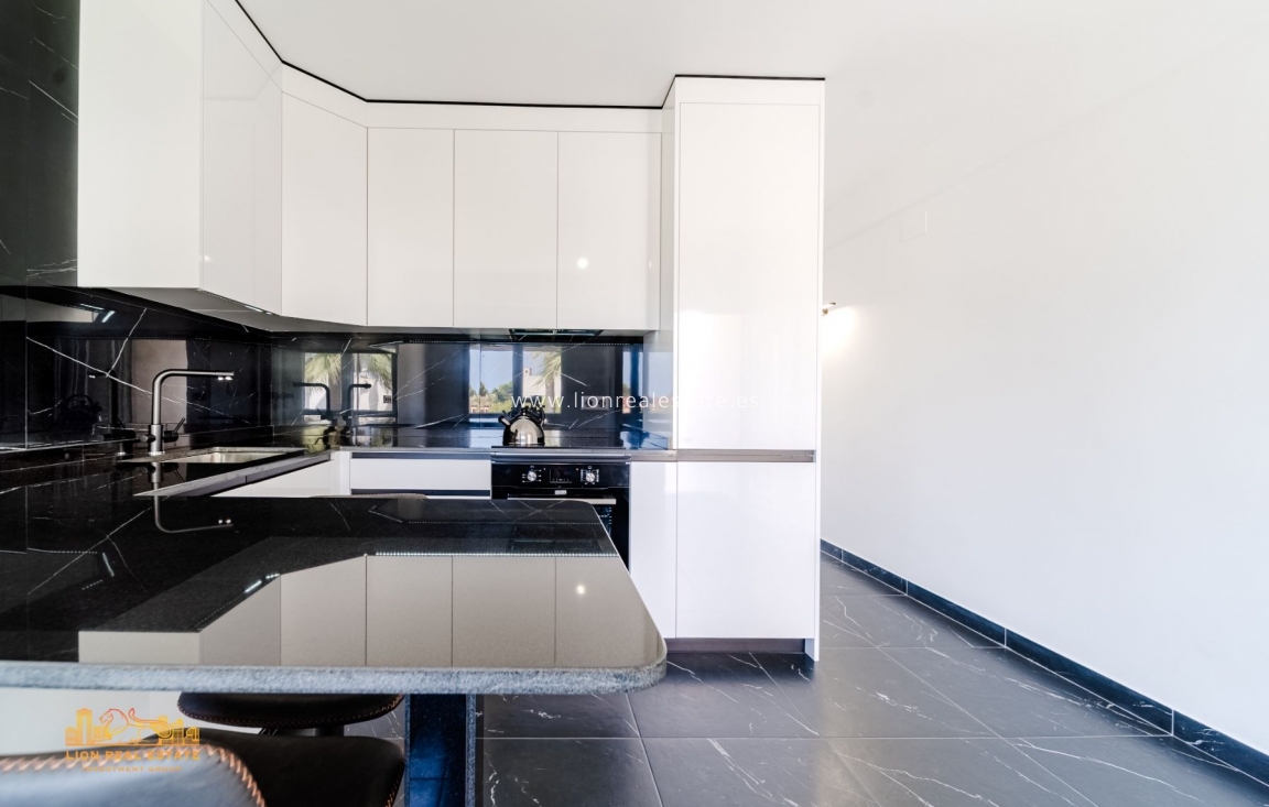 Odsprzedaż - Commercial Unit - Cabo Roig - Costa blanca