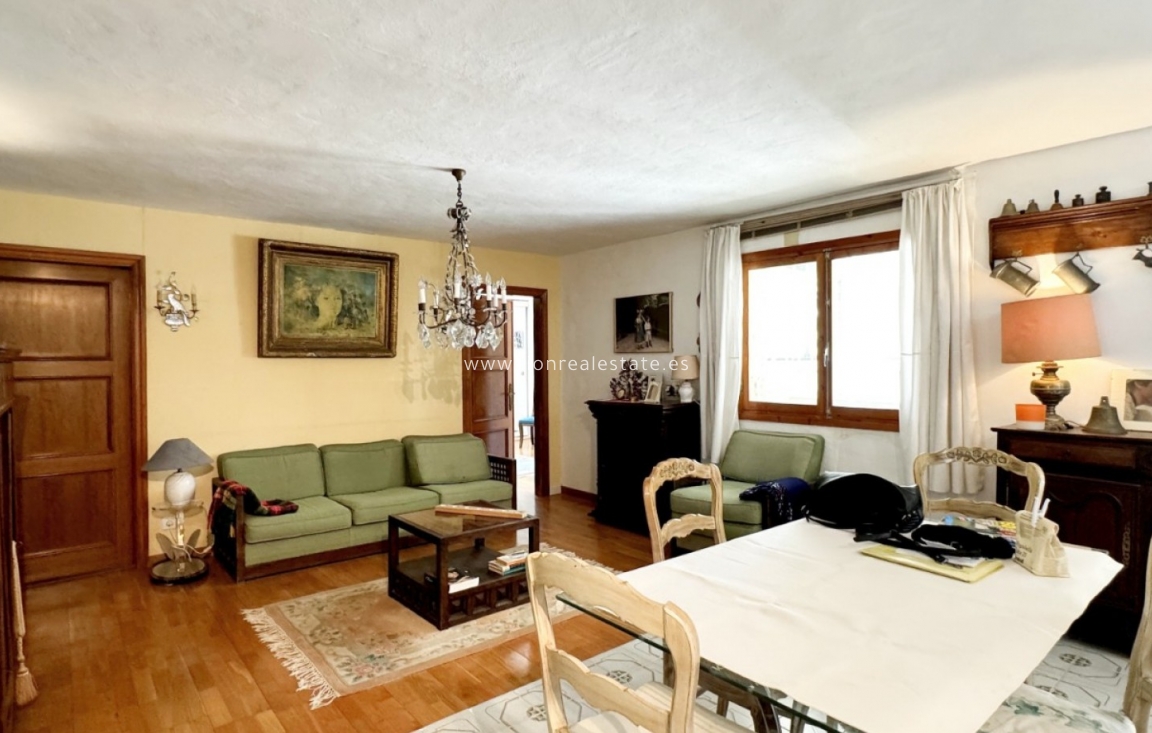 Odsprzedaż - Detached Villa - Orihuela Costa - La Zenia