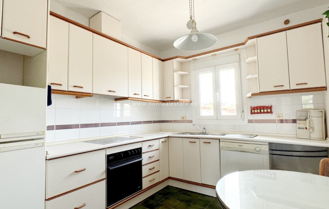 Odsprzedaż - Detached Villa - Orihuela Costa - La Zenia