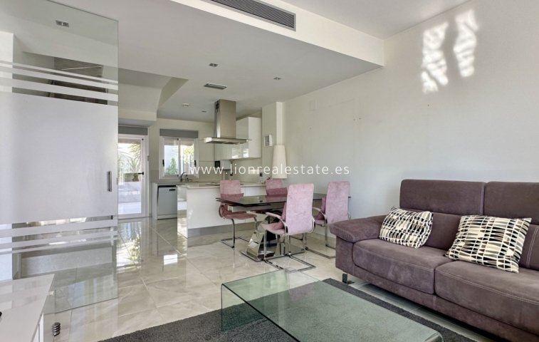 Odsprzedaż - Detached Villa - Orihuela Costa - Lomas de Cabo Roig