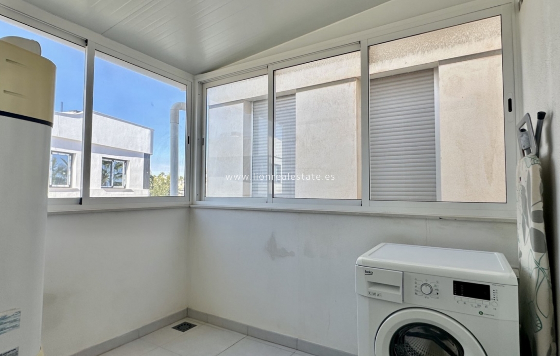 Odsprzedaż - Detached Villa - Orihuela Costa - Lomas de Cabo Roig