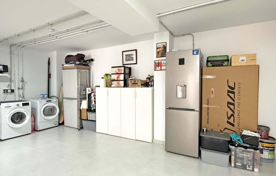 Odsprzedaż - Detached Villa - Orihuela Costa - Villamartín