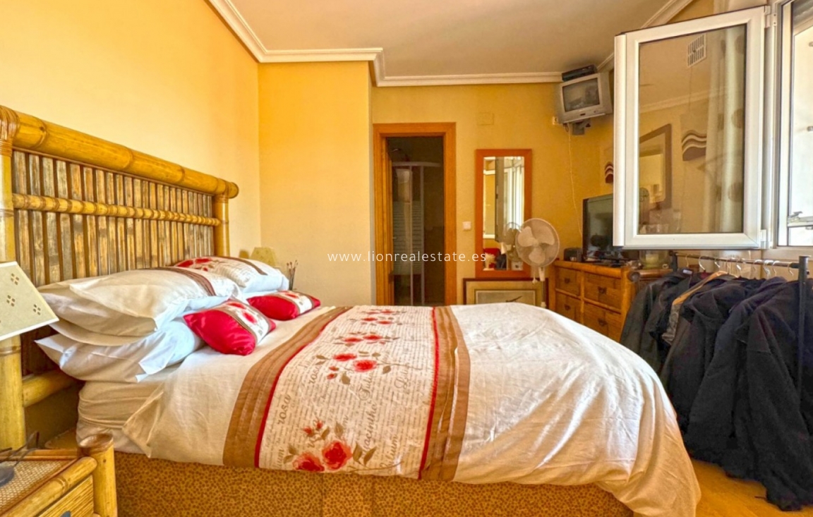 Odsprzedaż - Detached Villa - Torrevieja - Los Balcones - Los Altos del Edén