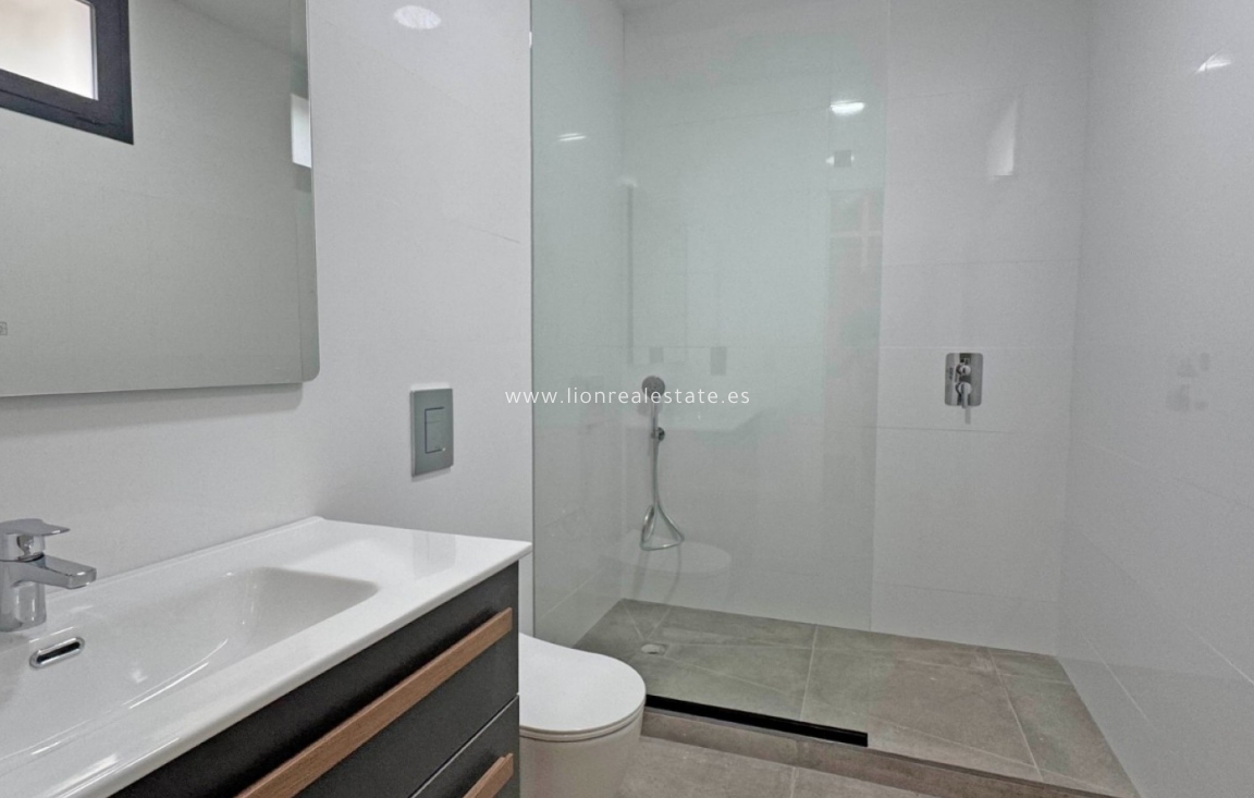 Odsprzedaż - Detached Villa - Torrevieja - Los Balcones - Los Altos del Edén