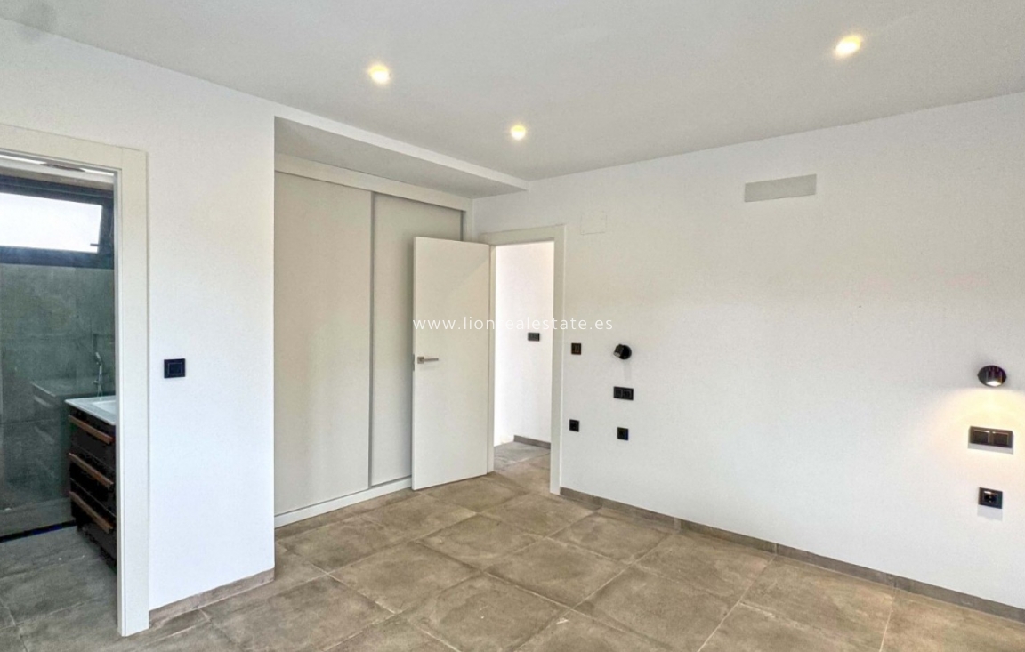 Odsprzedaż - Detached Villa - Torrevieja - Los Balcones - Los Altos del Edén