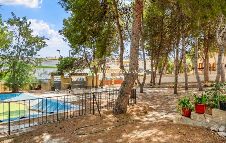 Odsprzedaż - Detached Villa - Torrevieja - Los Balcones - Los Altos del Edén
