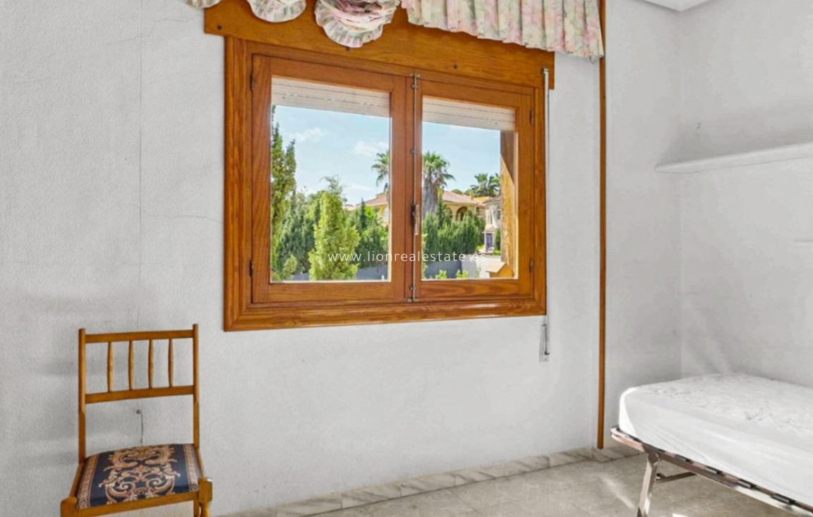 Odsprzedaż - Detached Villa - Torrevieja - Los Balcones - Los Altos del Edén