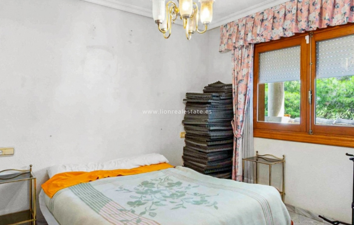 Odsprzedaż - Detached Villa - Torrevieja - Los Balcones - Los Altos del Edén