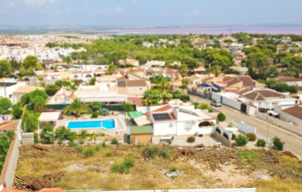 Odsprzedaż - Działka / Grunt - Torrevieja - Los Balcones - Los Altos del Edén