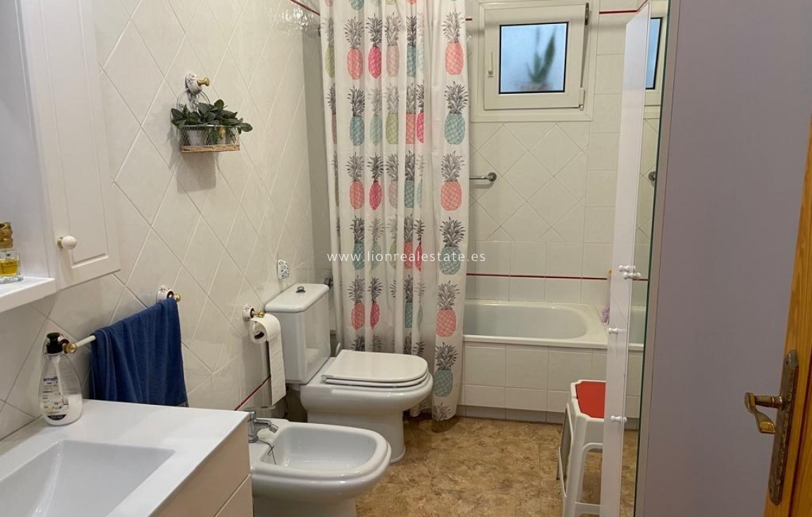 Odsprzedaż - Flat - Torrevieja - La Mata