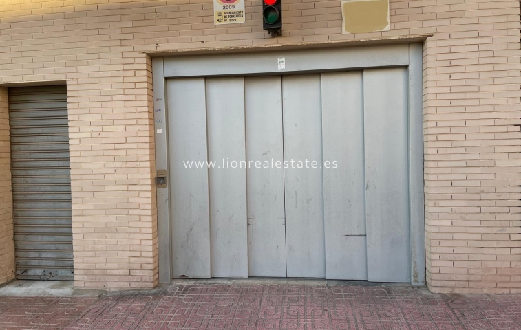 Odsprzedaż - Garaż - Torrevieja - Acequion