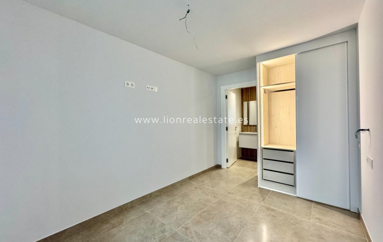 Odsprzedaż - Ground Floor Apartment - Torrevieja - Habaneras