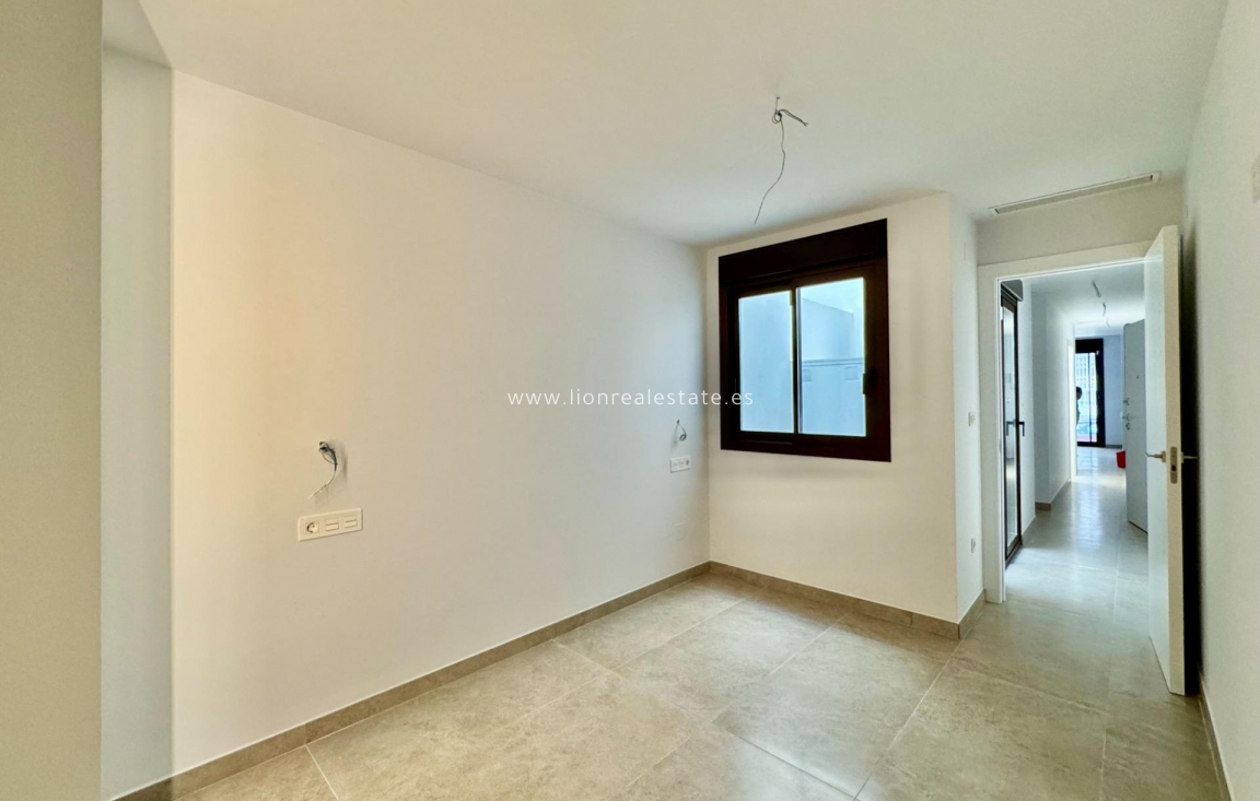 Odsprzedaż - Ground Floor Apartment - Torrevieja - Habaneras