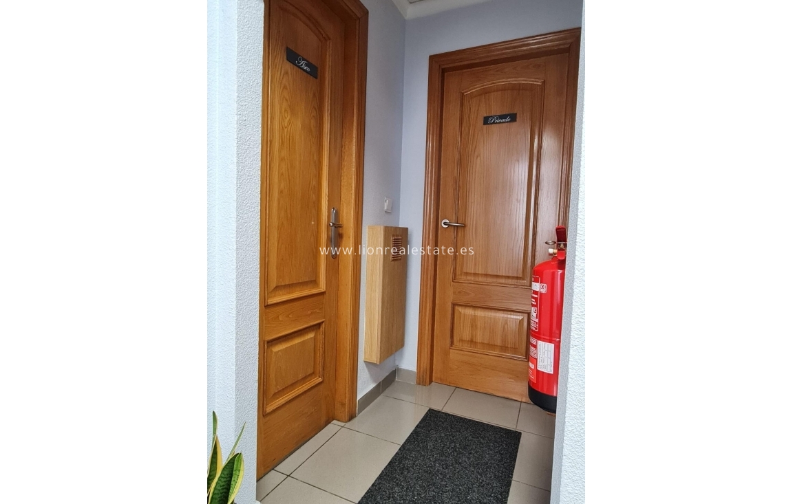 Odsprzedaż - house - Torrevieja - Centro