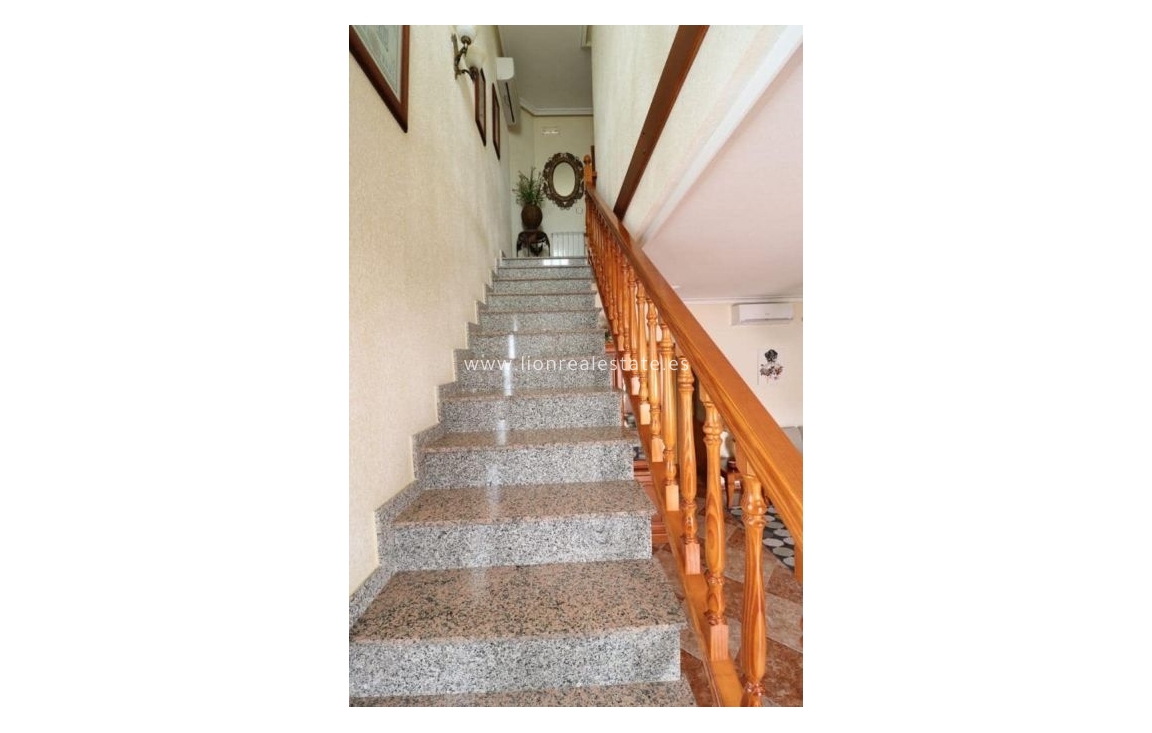 Odsprzedaż - house - Torrevieja - La siesta