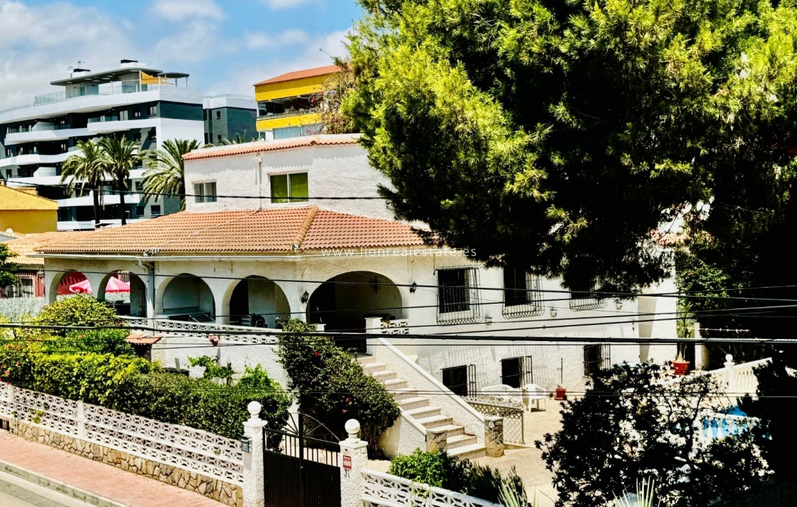 Odsprzedaż - house - Torrevieja - Punta Prima