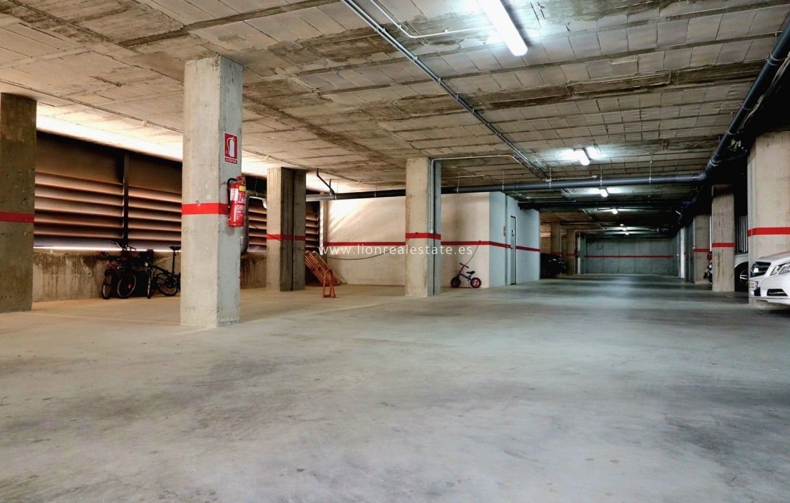 Odsprzedaż - Mieszkanie w bloku - Orihuela Costa - Altos de Campoamor