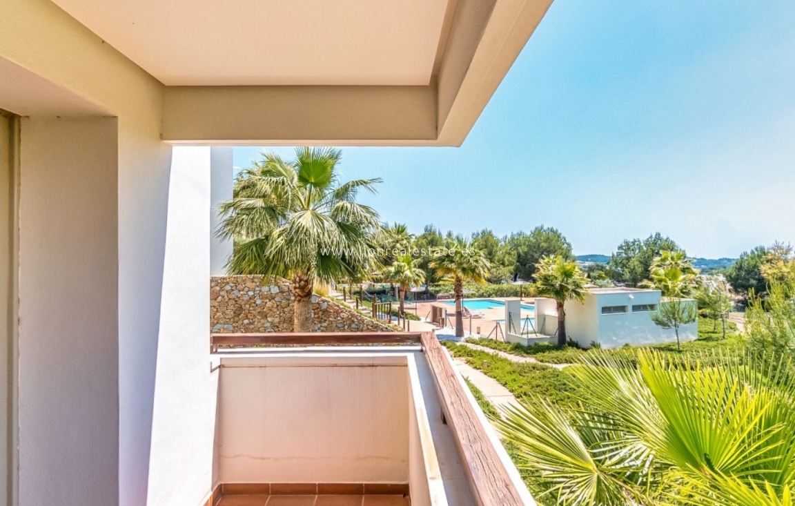 Odsprzedaż - Mieszkanie w bloku - Orihuela Costa - Las Colinas Golf