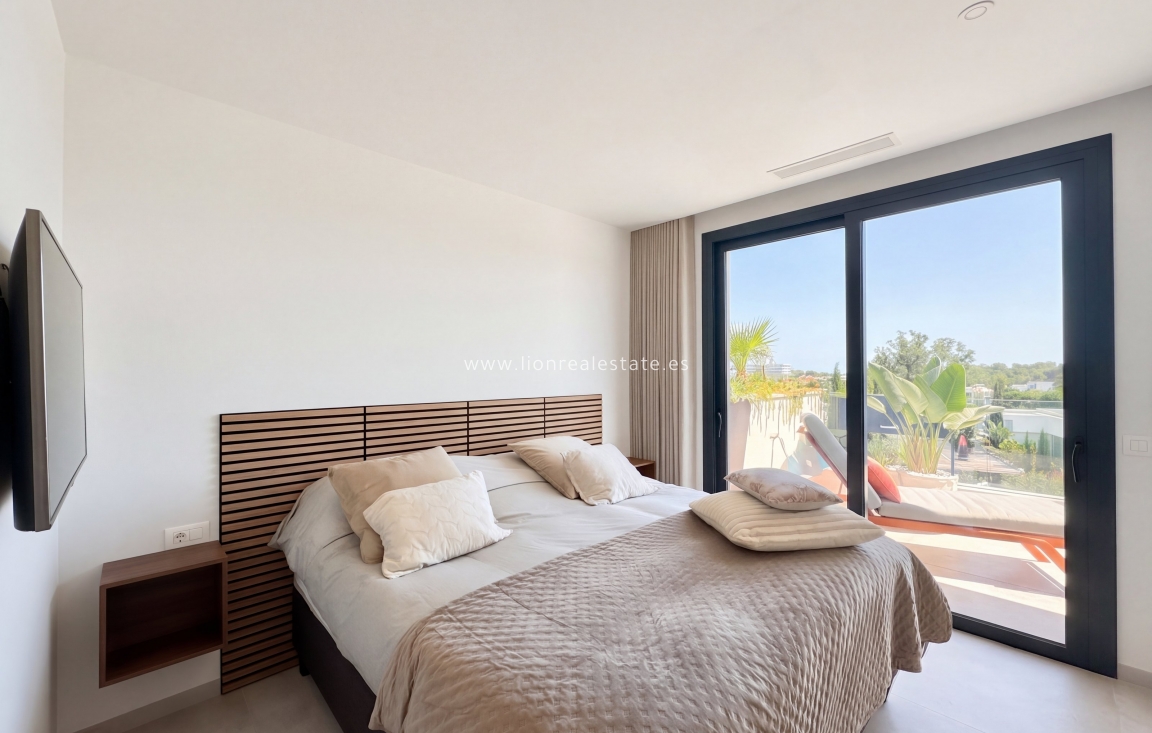 Odsprzedaż - Mieszkanie w bloku - Orihuela Costa - Las Colinas Golf