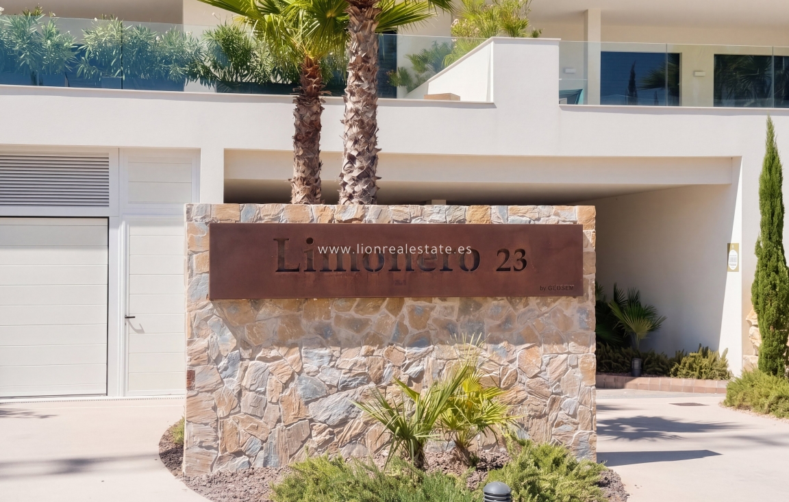 Odsprzedaż - Mieszkanie w bloku - Orihuela Costa - Las Colinas Golf