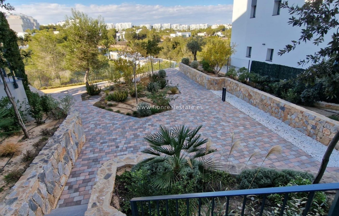 Odsprzedaż - Mieszkanie w bloku - Orihuela Costa - Las Colinas Golf