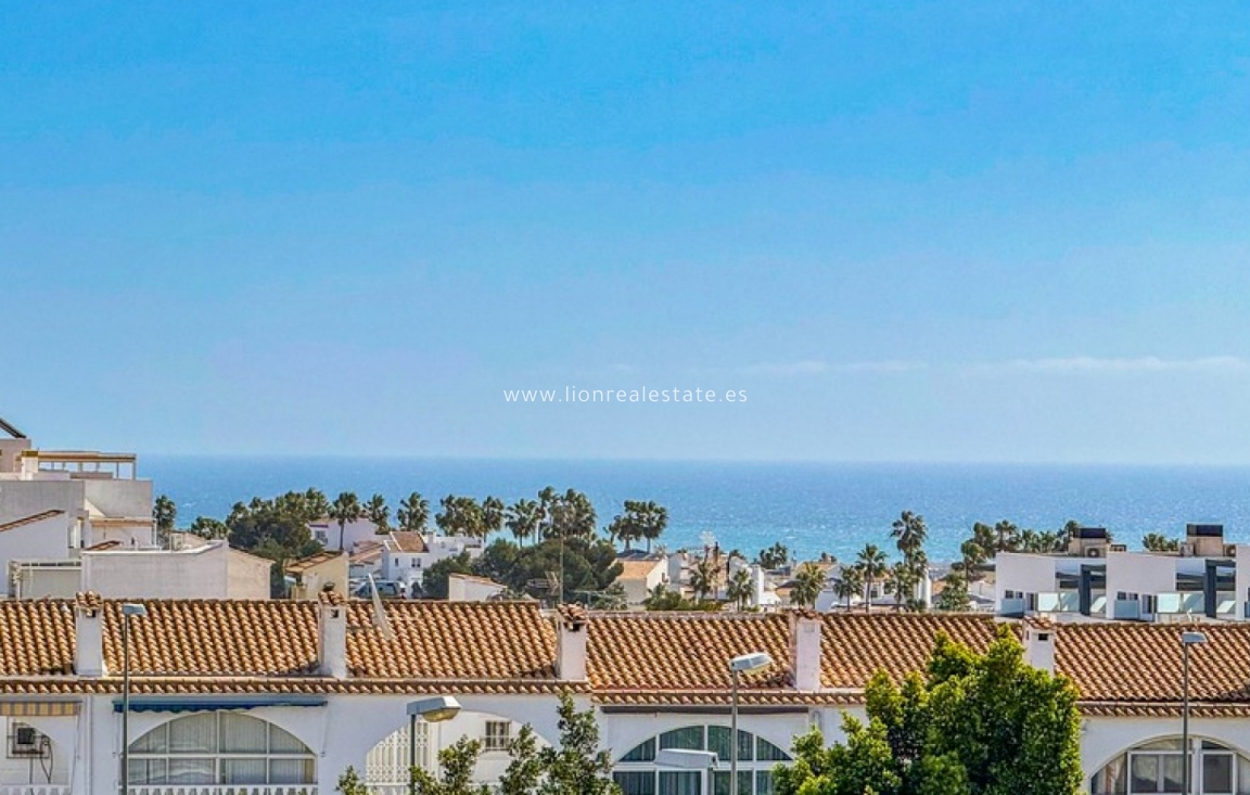 Odsprzedaż - Mieszkanie w bloku - Orihuela Costa - Lomas de Campoamor