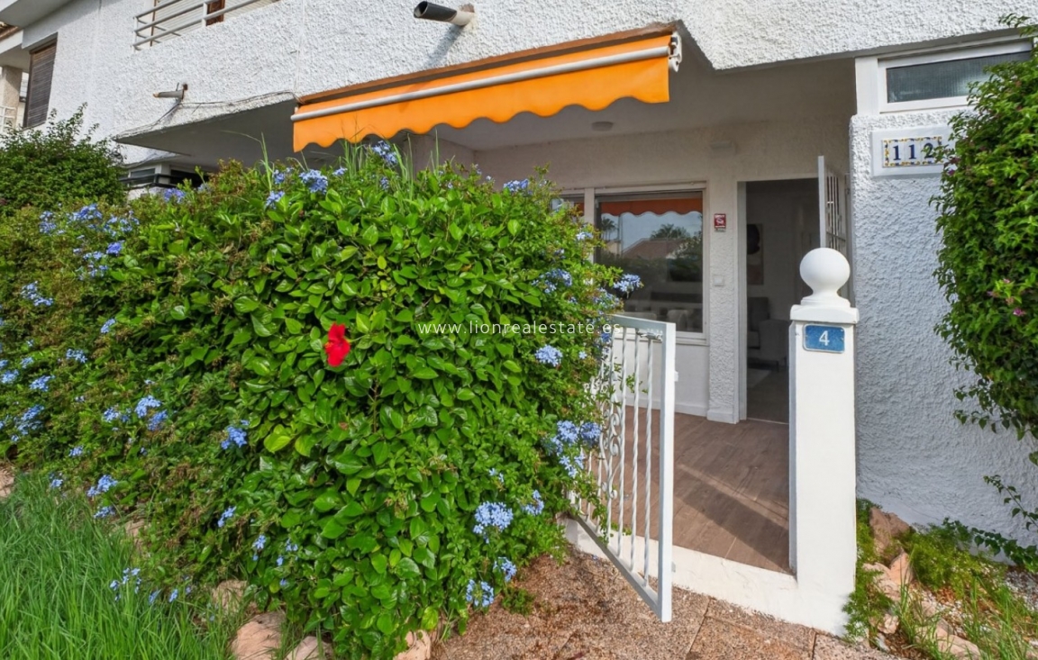 Odsprzedaż - Mieszkanie w bloku - Orihuela Costa - Villamartín