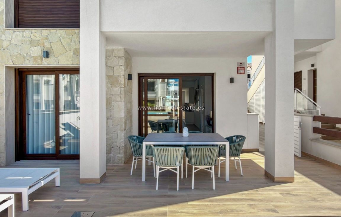 Odsprzedaż - Mieszkanie w bloku - Torrevieja - Los Balcones - Los Altos del Edén