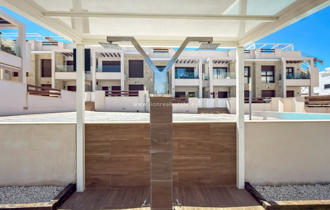 Odsprzedaż - Mieszkanie w bloku - Torrevieja - Los Balcones - Los Altos del Edén